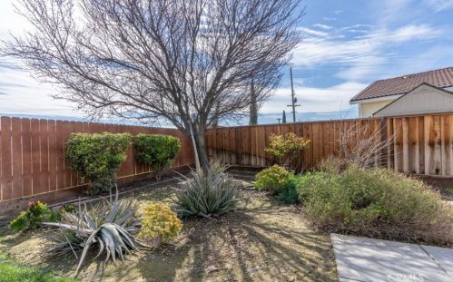 2994 La Vina Cir, Los Banos CA  93635-9497 exterior