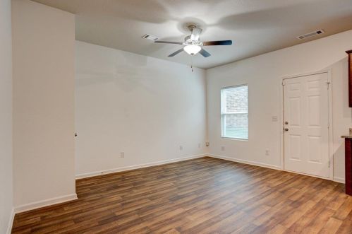 909 Highwood Dr, Atlanta GA  30344-2500 exterior
