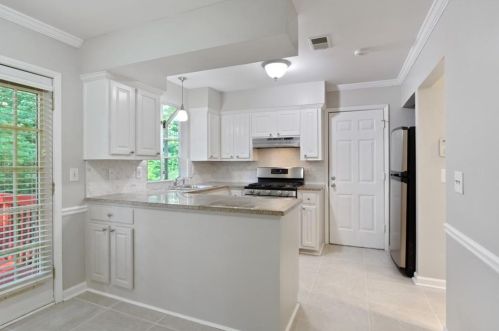 1213 Haven Brook Way, Atlanta GA  30319-2673 exterior