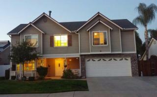 2848 Christopher Dr, Fresno, CA 93720-4499