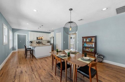 2253 6th Ave, Fort Worth TX  76110-1807 exterior