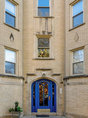 2309 Rosemont Ave, Chicago, IL 60659-2007
