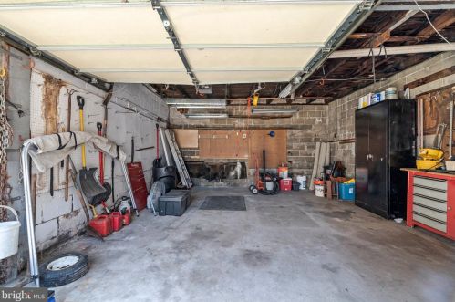 6729 Jackson St, Philadelphia PA  19135-2210 exterior