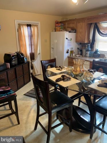 24 Bridgeport Ave, Auburn, NJ 08085-1605