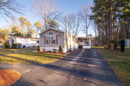 5 Liena Rose Way, Coventry, RI 02816-4023