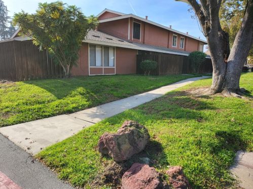 2081 Olivera Rd, Concord, CA 94520-5494