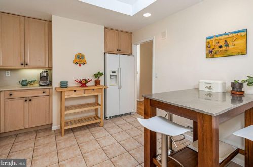 15 Robert Rd, Princeton NJ  08540-5332 exterior