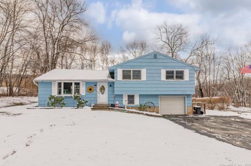 45 Hess Dr, Waterbury, CT 06716-1636