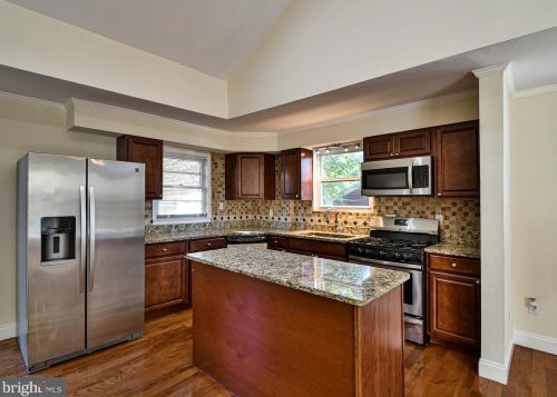 10813 Jewett St, Silver Spring MD 20902-3667 exterior