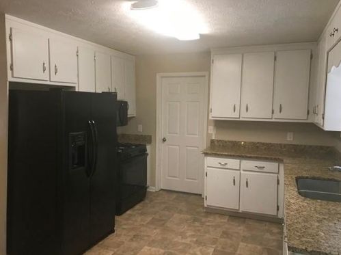 250 Cedar Mill Ln, Holly Springs, GA 30189-5101