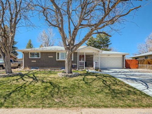 1741 Cape St, Denver CO  80232-6610 exterior