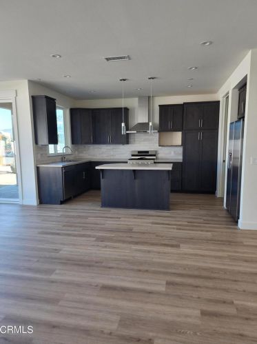 321 Grant Line St, Santa Paula, CA 93060-0023