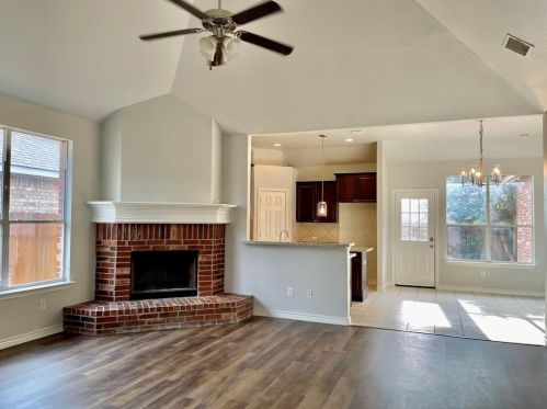 2069 Meadow Park Dr, Princeton TX 75407-2662 exterior