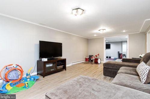 414 Ben Oaks Dr, Severna Park MD 21146-2207 exterior