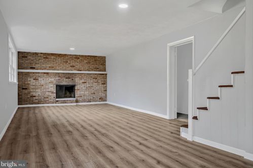 229 Darlene St, York PA  17402-5056 exterior