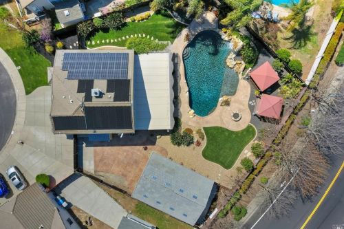 1049 Zircon Ct, Vacaville, CA 95687-7866