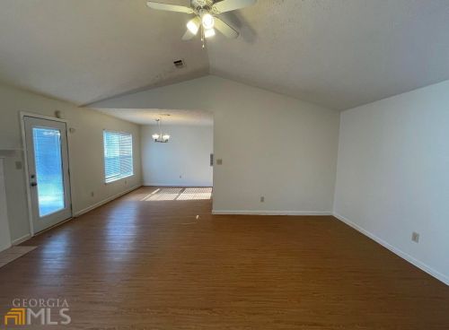 181 Forest Pl, Stockbridge GA  30281-1105 exterior