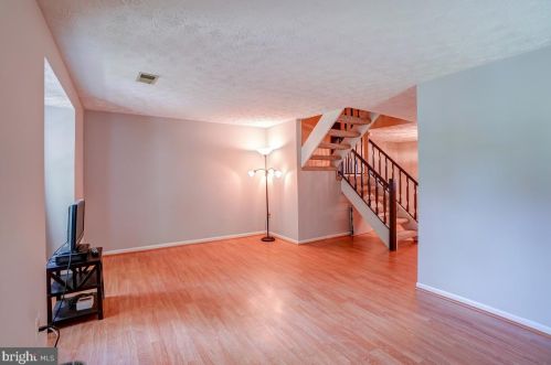 1101 Sandy Hollow Ct, Silver Spring MD 20905-6050 exterior