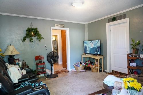 413 Glenwood Ave, Dalton, GA 30721-3007