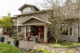 2211 Evening Star Ln, Bellingham, WA 98229-4165