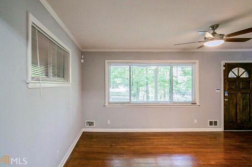 1240 Elva Dr, Atlanta GA  30331-7324 exterior