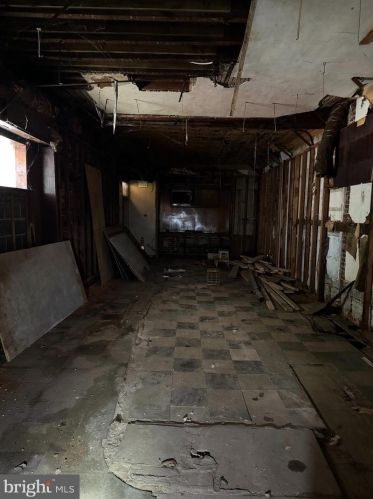 2239 63rd St, Philadelphia, PA 19142-2303