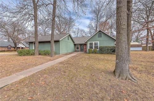 803 42nd St, Rogers, AR 72756-1939