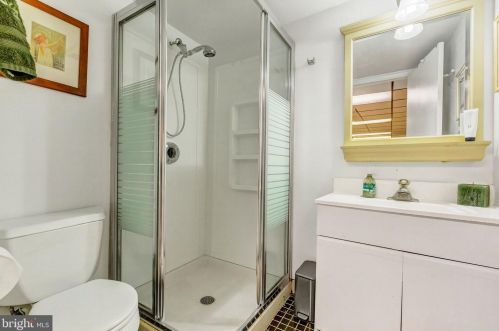 419 12 St, Philadelphia PA 19123-3733 exterior