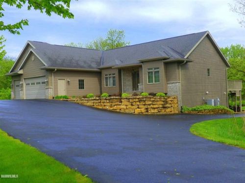 19-76 Timber Ridge Rd, Lanark, IL 61046