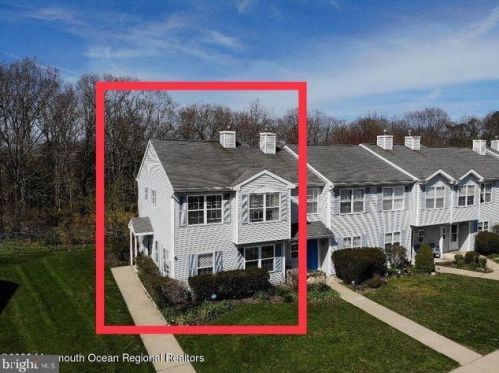 122 Sandpiper Ln, Berkeley Township, NJ 08721-1390