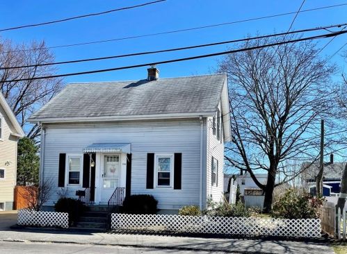 144 Vincent St, Providence, RI 02904-2827