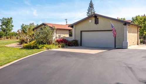 10674 Sheldon Woods Way, Elk Grove, CA 95624-9315