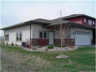 1318 Lylewood Pkwy, Carver, MN 55315-4544