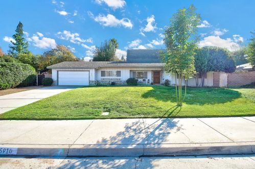 5910 Intervale Dr, Riverside, CA 92506-4049