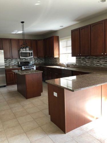 648 Portsmouth Dr, Pingree Grove IL  60140-9188 exterior