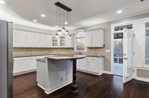 724 Vinings Estates Dr, Mableton GA  30126-5927 exterior