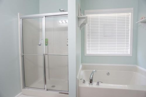 122 Laurel Oaks Ln, Jefferson GA  30549-5554 exterior