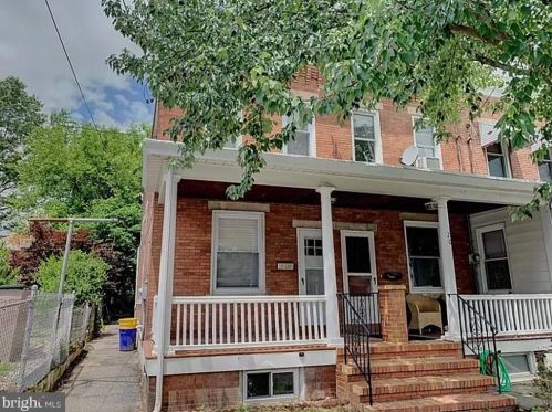 18 Michigan Ave, Trenton, NJ 08638-3333