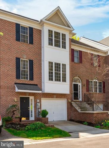 715 Rusack Ct, Arnold, MD 21012-3024