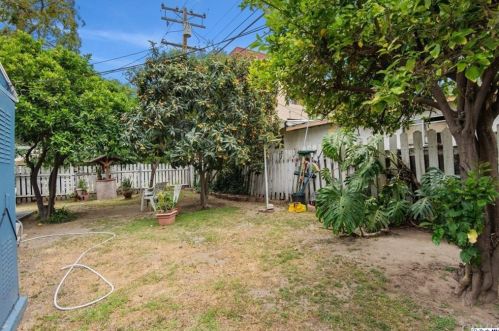 1925 Vassar St, Glendale CA  91204-2926 exterior