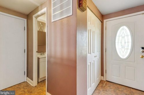 201 Newport Dr, Severna Park MD exterior