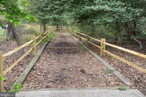 232 Lower Magothy Beach Rd, Severna Park MD  21146-2122 exterior