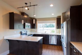 880 Grove St, Corvallis OR  97333-4022 exterior