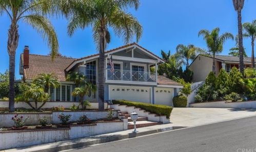 1220 Mahogany Ct, Walnut, CA 91789-3834