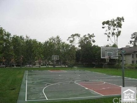 44 Exeter, Irvine CA  92612-2654 exterior