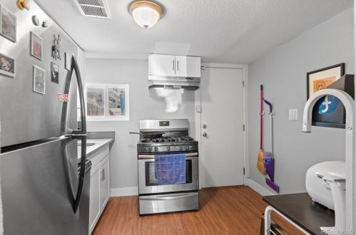 1739 35th Ave, Denver CO  80205-4030 exterior