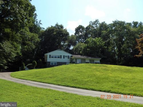 120 Paddock Ln, Media, PA 19063-1110