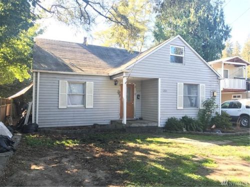 1221 Vernon Ave, Burlington, WA 98233-2018