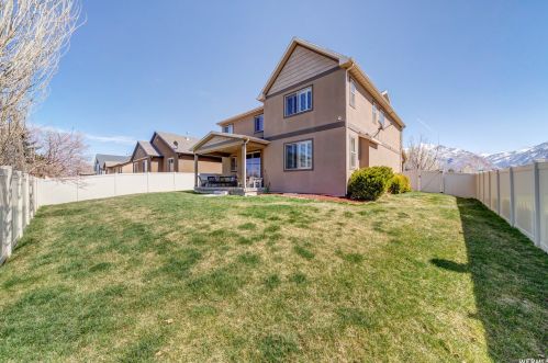 9262 510, Sandy UT 84070-6222 exterior