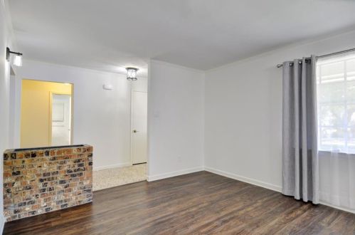 8016 Longford St, Fort Worth TX  76116-6945 exterior